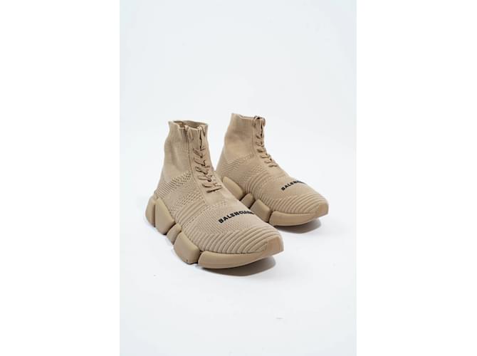 BALENCIAGA SPEED 2.0 — Beige