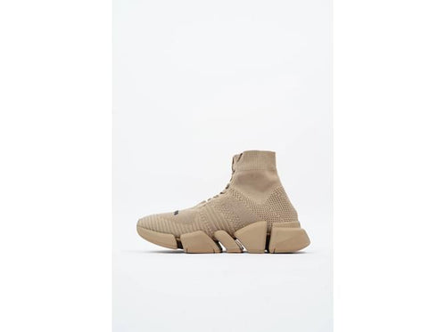 BALENCIAGA SPEED 2.0 — Beige