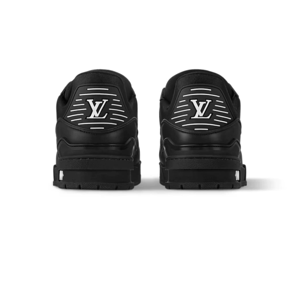 LOUIS VUITTON — TRAINER TRIPLE BLACK